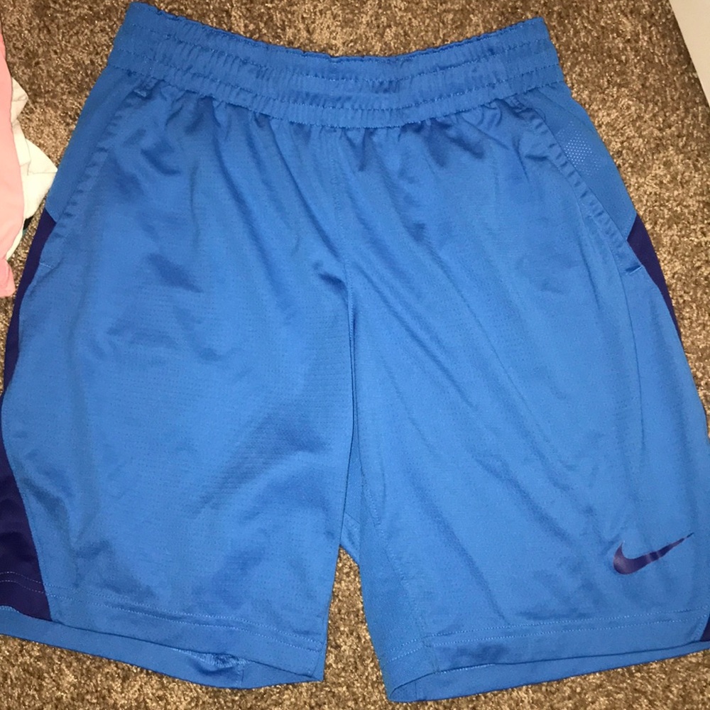 nike basketball shorts